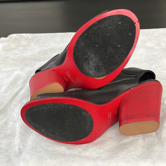 MIMOSA RED & BLACK HEELED SANDALS - Picture 6 of 6